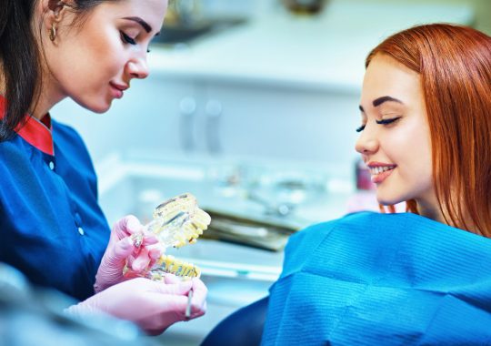 Pași esențiali pentru succesul tratamentului cu aparat dentar